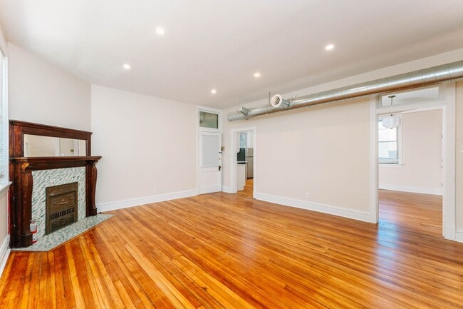 Building Photo - 911 Galveston Ave