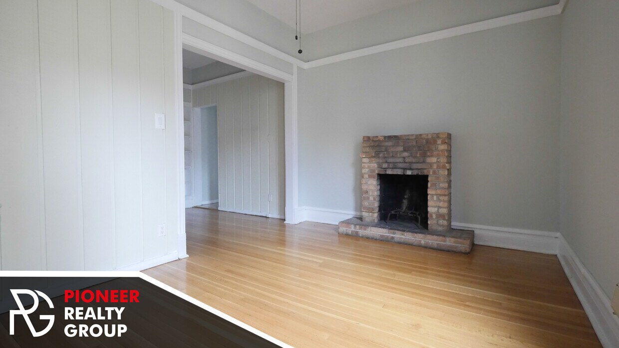 Foto principal - 1212 N Dearborn St