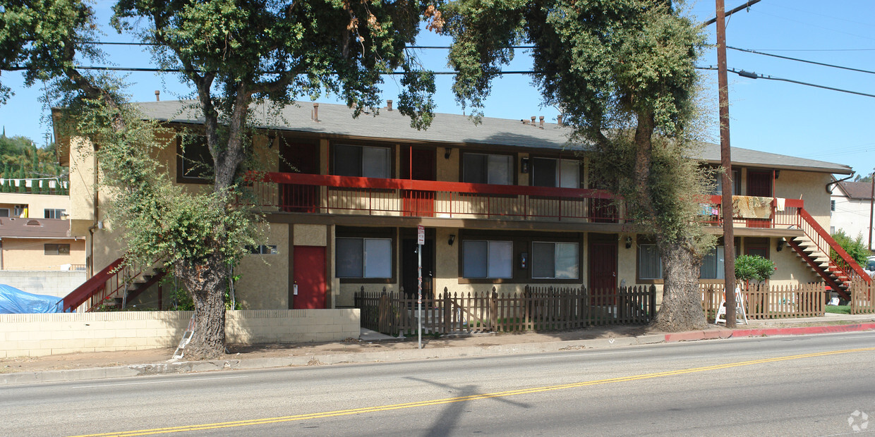 Primary Photo - 6765-6767 N Figueroa St