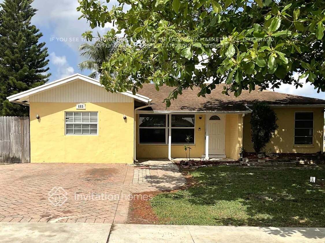 Primary Photo - 885 Azalea Dr