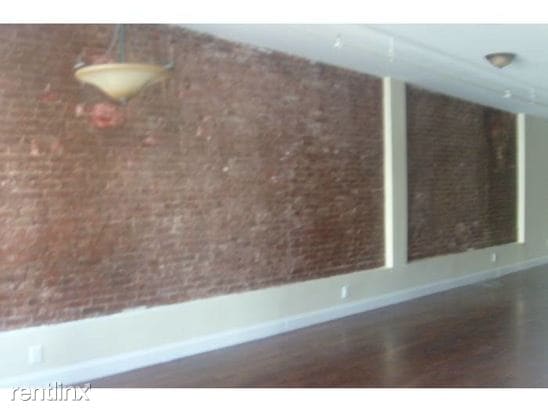 Building Photo - 147 Grand St