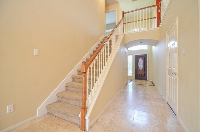 Building Photo - 20002 Mason Creek Dr