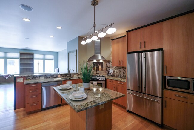 Foto del edificio - Downtown Midland Main Street Loft $1800/month