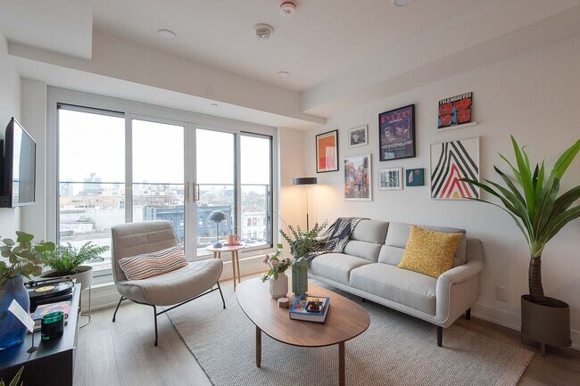 Photo du bâtiment - 484 Spadina Ave.