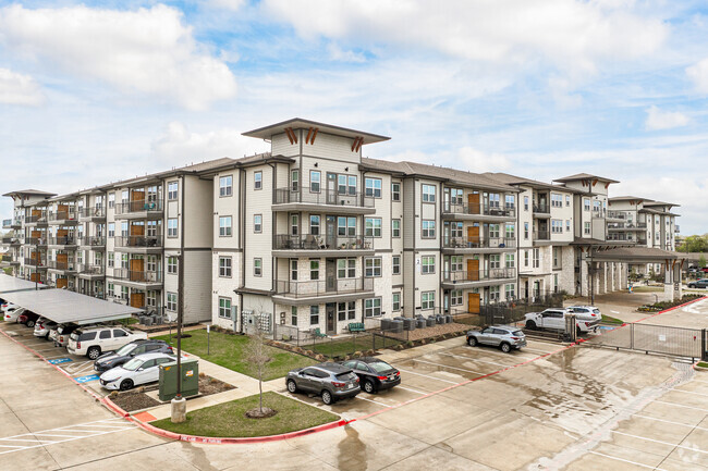 Foto del edificio - Affinity at Lewisville 55+ Active Adult