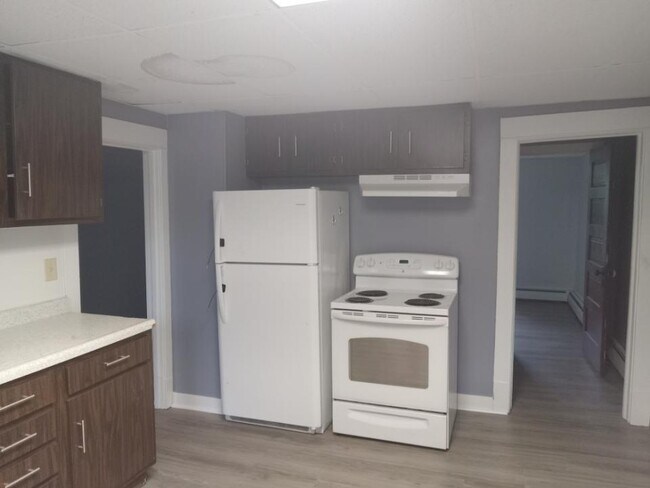kitchen - 73 Elm St