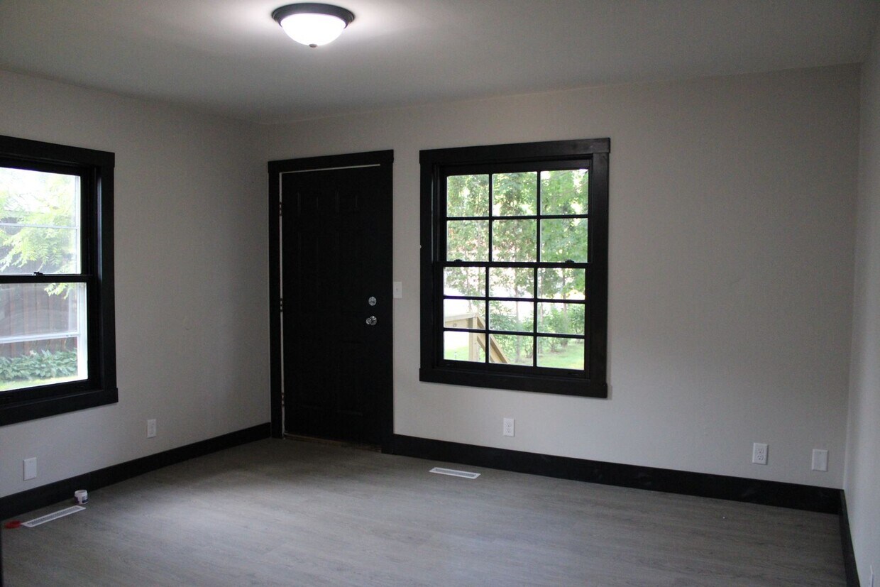Foto principal - 313 S 6th St