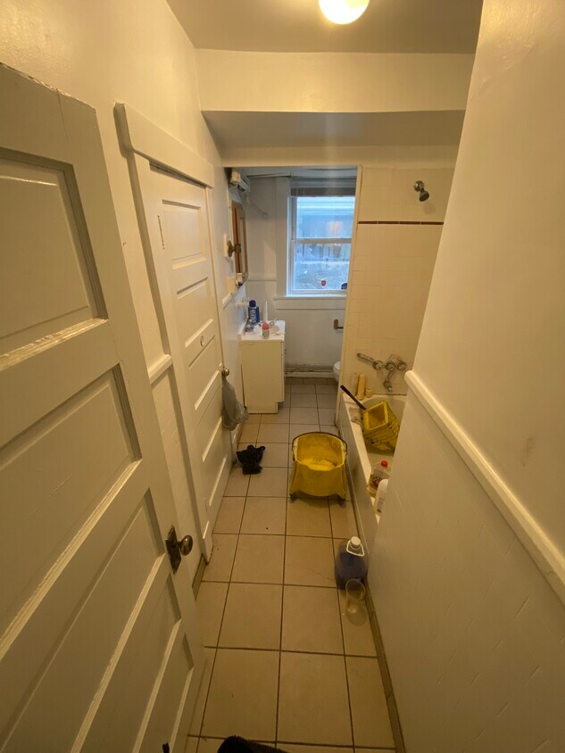 Primary Photo - 1411 N Washington Ave