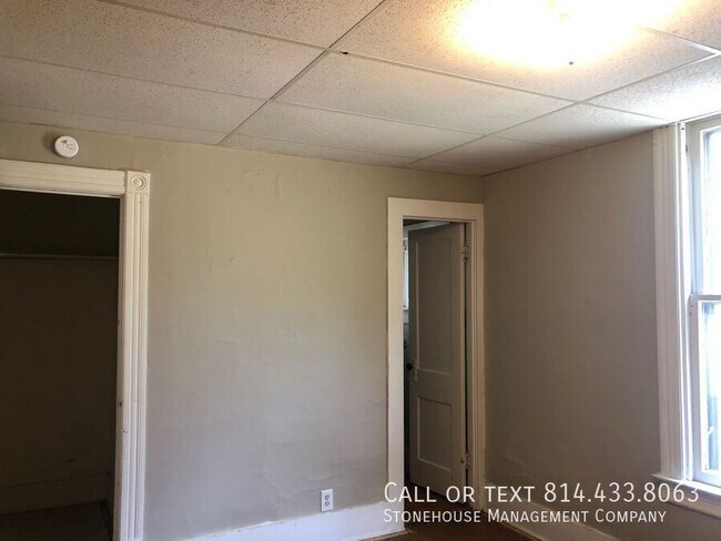 Foto del edificio - 613 E 13th St