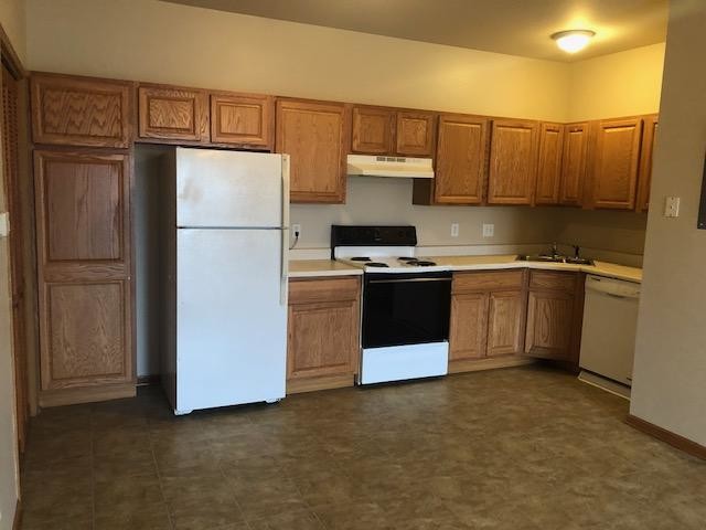 Primary Photo - 555 N. Strack St #203