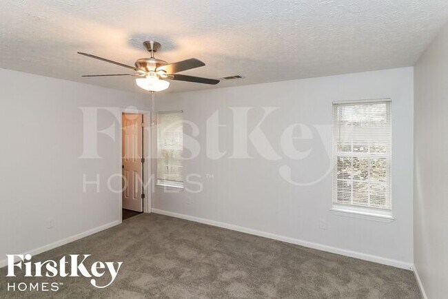 Foto del edificio - 1811 River Rock Trail
