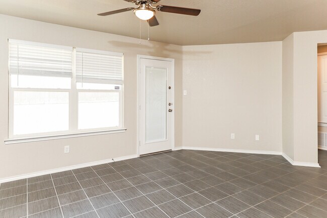 Building Photo - 6806 Slaton Fields