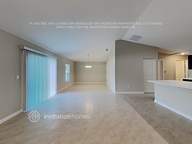 Foto del edificio - 601 NW Kingston St