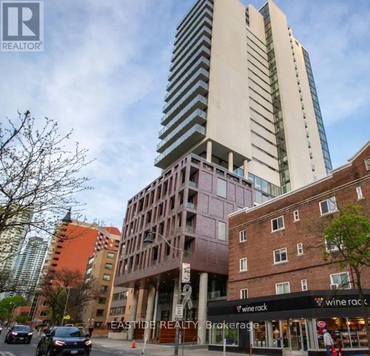 Photo principale - 81-2681 Wellesley St E