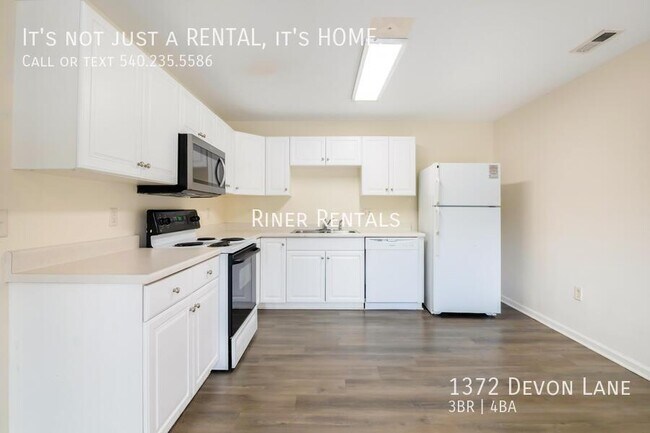 Building Photo - 1372 Devon Ln