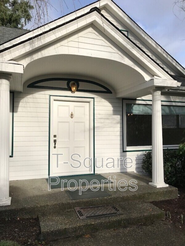 Foto del edificio - 9056 Avondale Rd NE