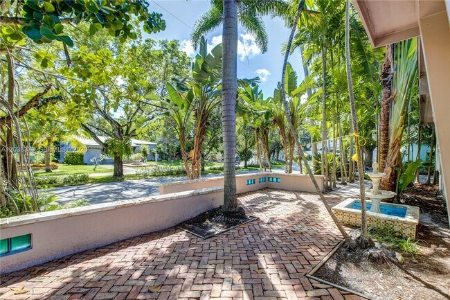 Foto del edificio - 616 SW 11th Ct