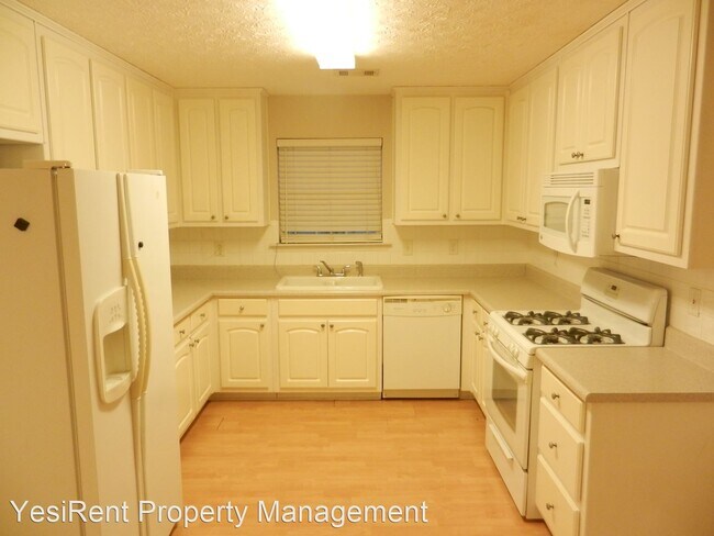 Building Photo - 3 br, 2 bath House - 2148 Parador Bend