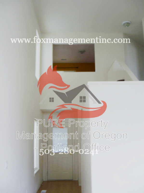 Building Photo - 1434 NE Birkshire Ct