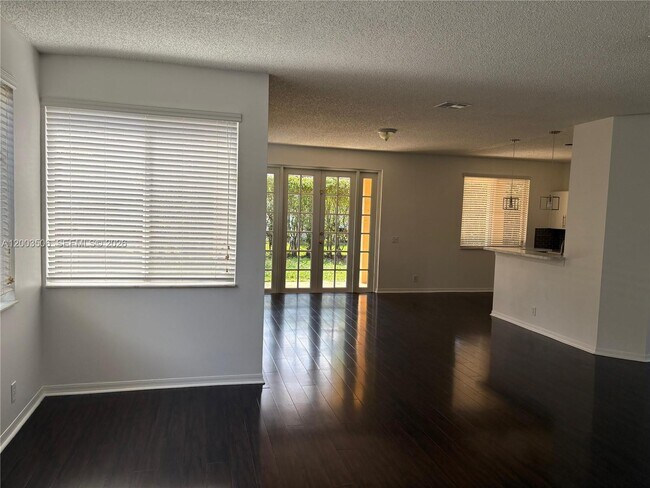 Building Photo - 1146 Areca Way