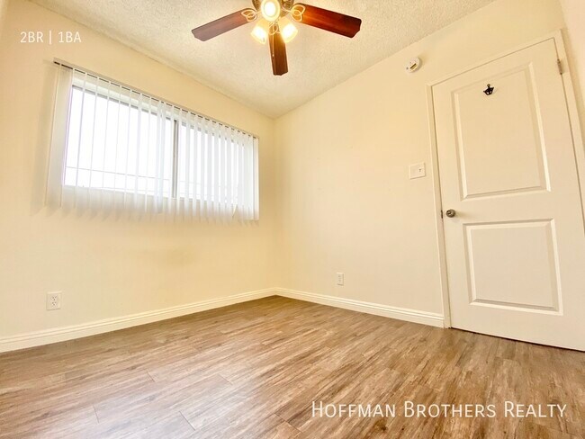 Foto del edificio - 4127 Monroe St