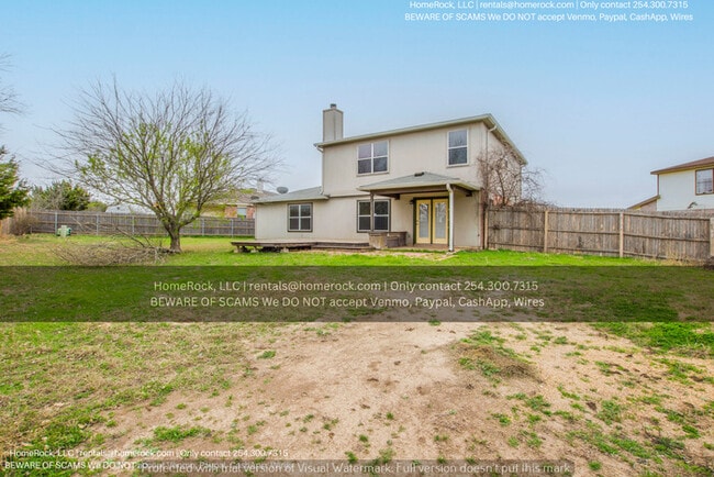 Building Photo - 4 Bedroom 2.5 Bath Available NOW