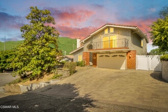 Building Photo - 27802 Via Amistosa