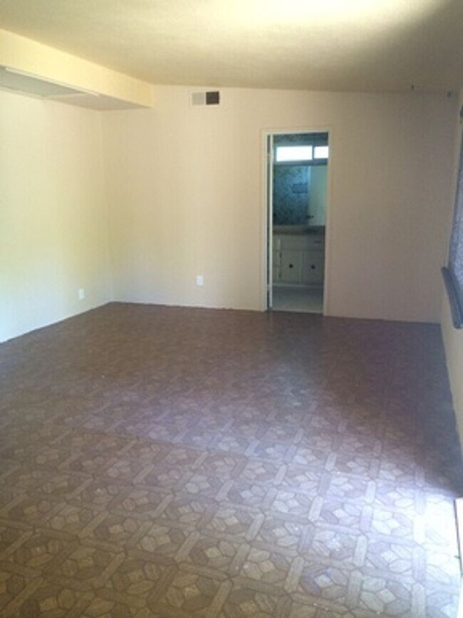 Foto del edificio - Cozy Family Home on 4105 41st Ave