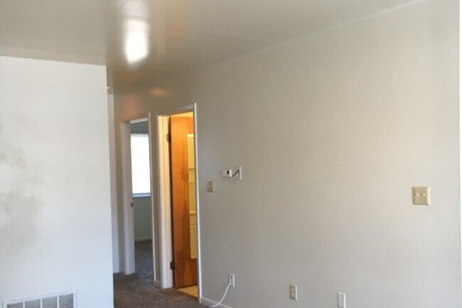 Foto del edificio - 516 N Grant St