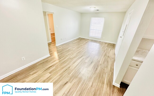 Foto del edificio - 7074 Prather St