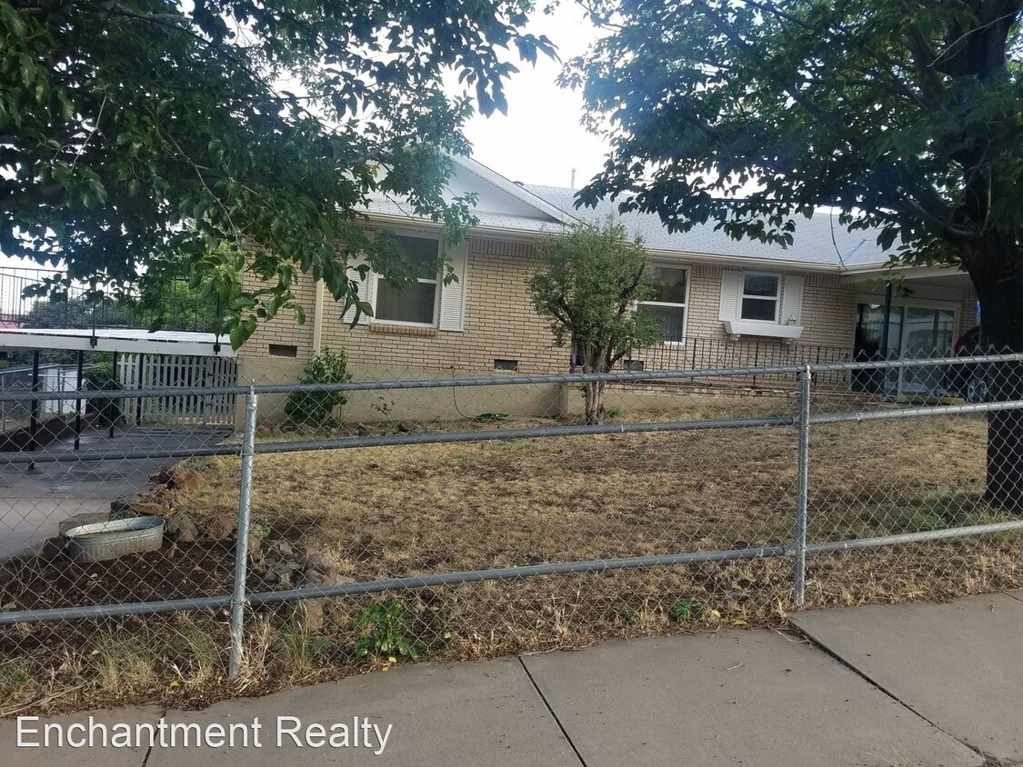 Primary Photo - 3 br, 1.5 bath House - 718 E. 38th St.