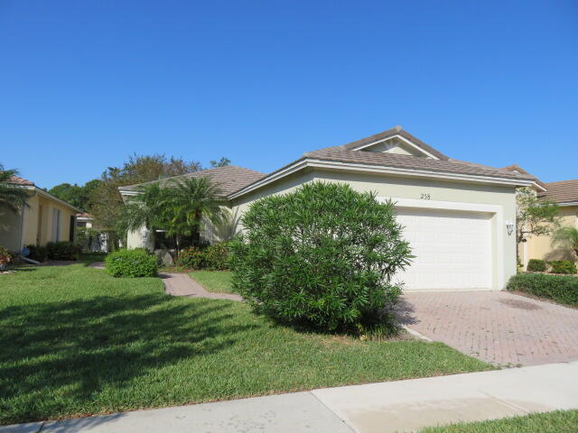 Foto principal - 258 Manatee Springs Way