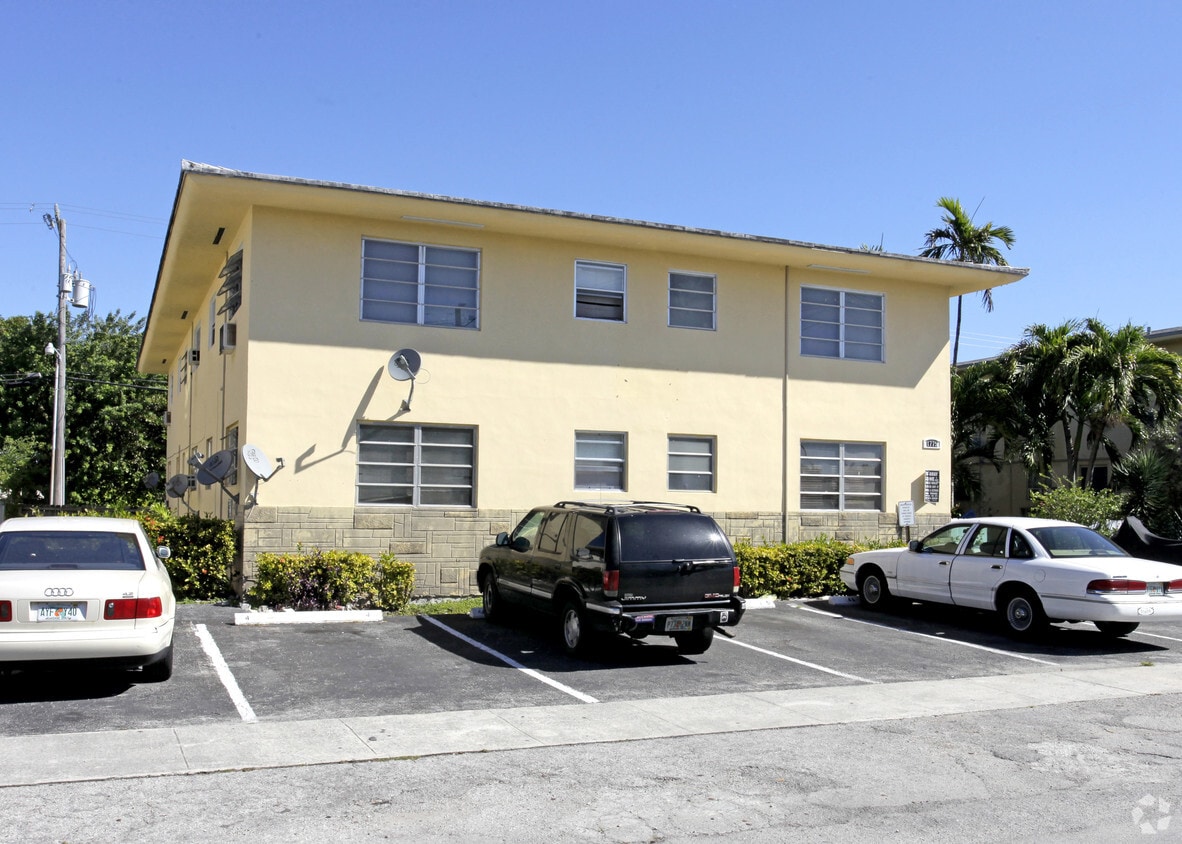 Foto del edificio - 1775 NE 116th Rd