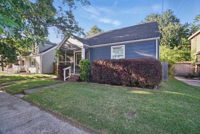 Foto del edificio - 144 W Randall Ave