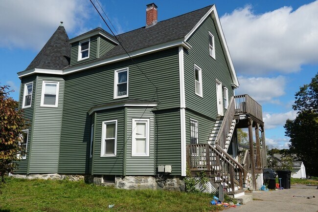 Building Photo - 30 Greylock Ave