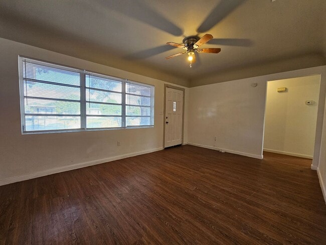 Building Photo - Another amazing 4 bedroom 2 bath rental in...