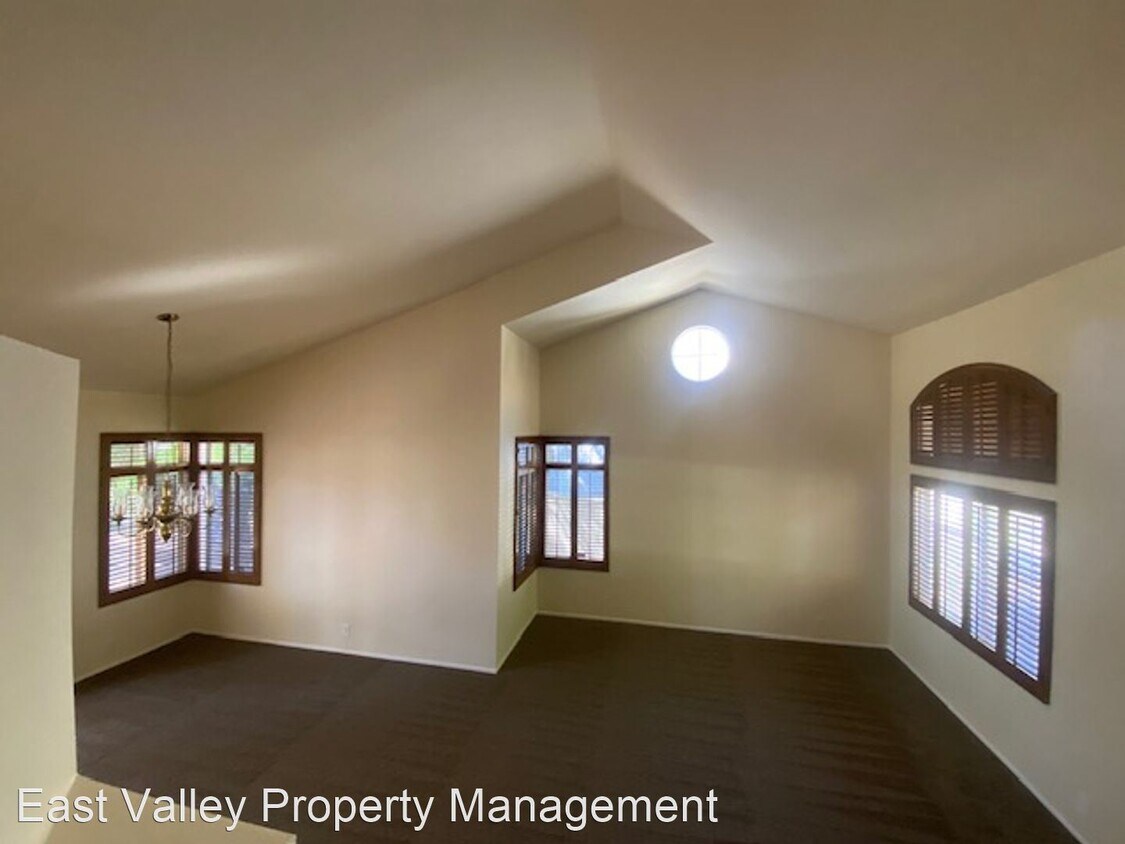 Foto principal - 4 br, 3 bath House - 10169 Caribou Circle