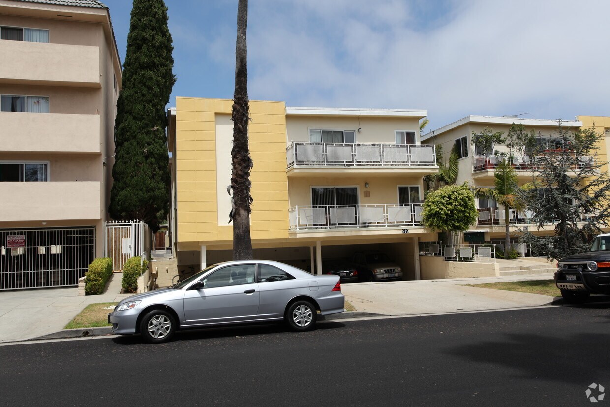 Foto principal - 919 9th St