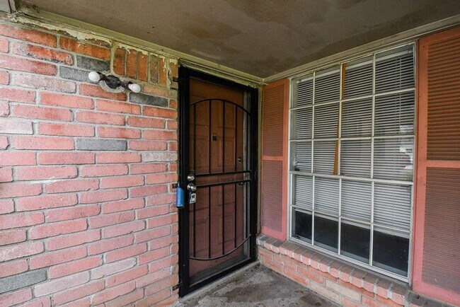 Foto del edificio - 5115 Fairchild St