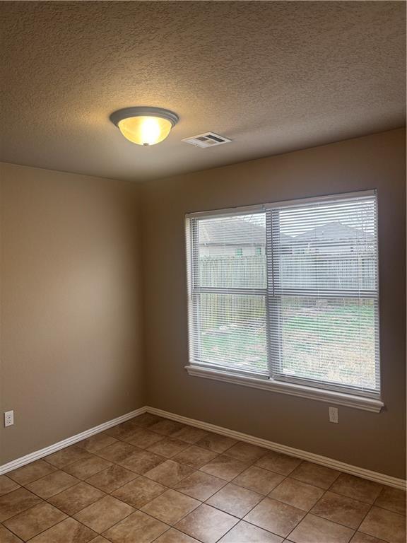 Foto del edificio - 320 Violet St