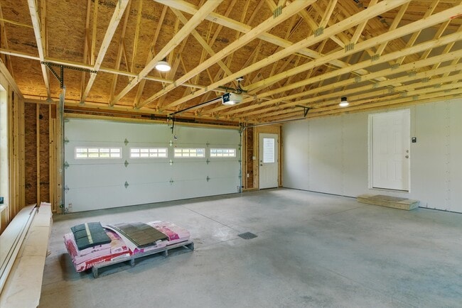 Building Photo - 542 Partridge Farm Rd