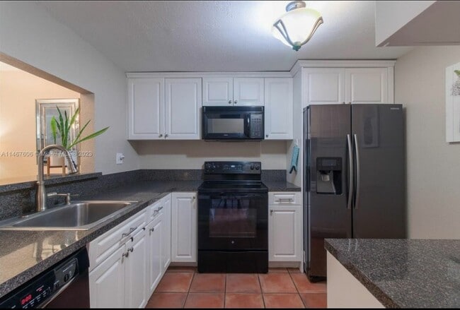 Building Photo - 11225 SW 88th St