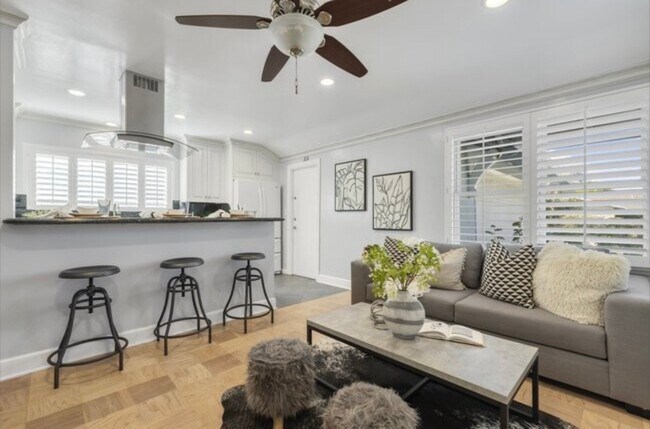Foto del edificio - 22300 Bassett St