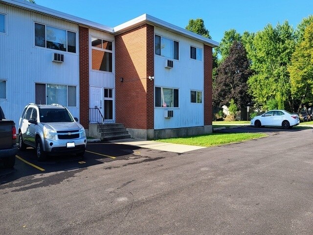 Foto principal - 205 Marian Pkwy