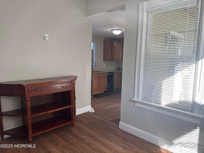 Building Photo - 340 Myrtle Ave