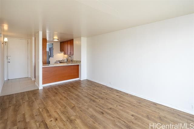 Building Photo - 949 Ala Nanala St