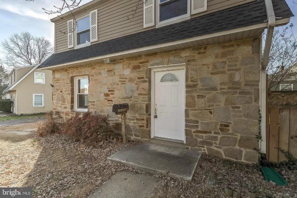 Building Photo - 1209 Greystone Rd