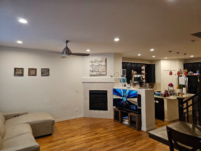 Foto del edificio - 5822 S Van Gordon Ln