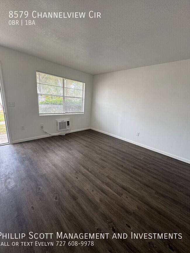 Building Photo - 8579 Channelview Cir