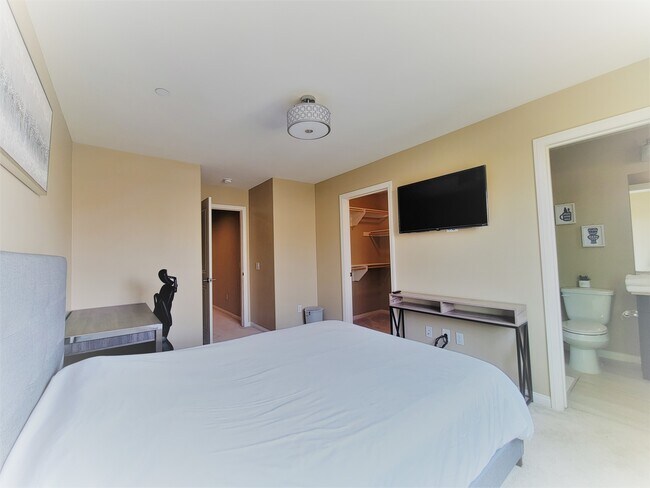 Foto del edificio - 335 N Edenfield Ave